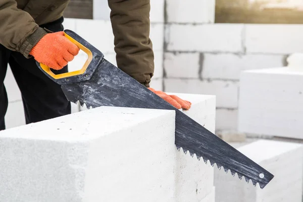 gazobetonnyy blok pilyat piloy газобетонный блок пилят пилой